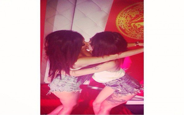 Skandal Video Bokep Lesbian Viral  KOTA BEKASI